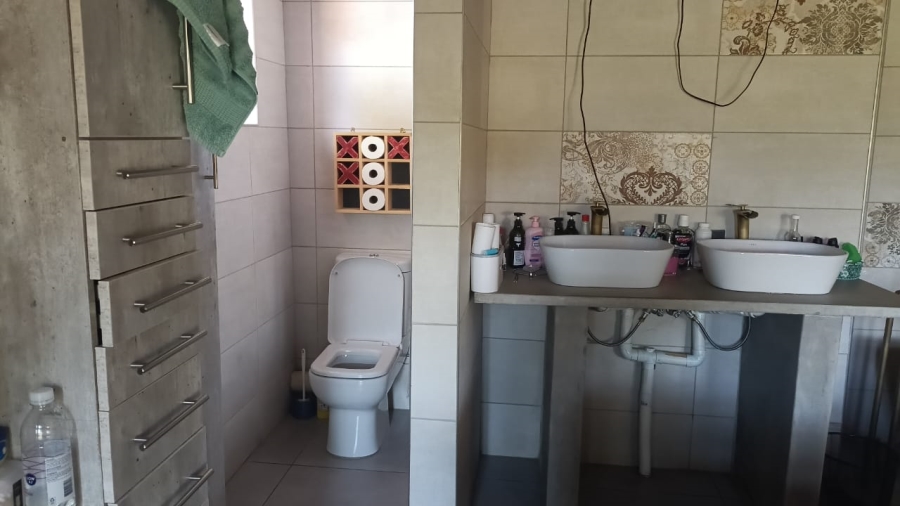 3 Bedroom Property for Sale in Swartruggens North West